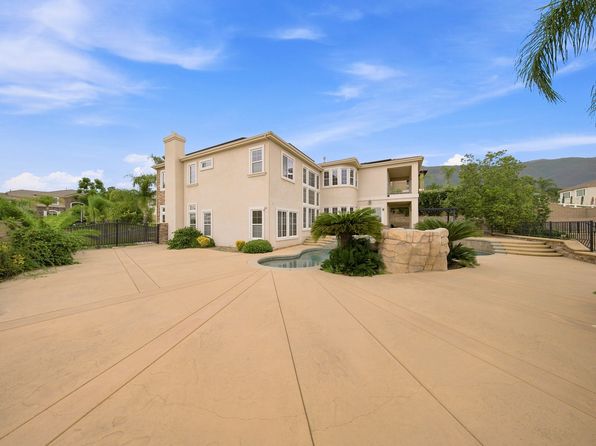 4963 Lone Acres Ct