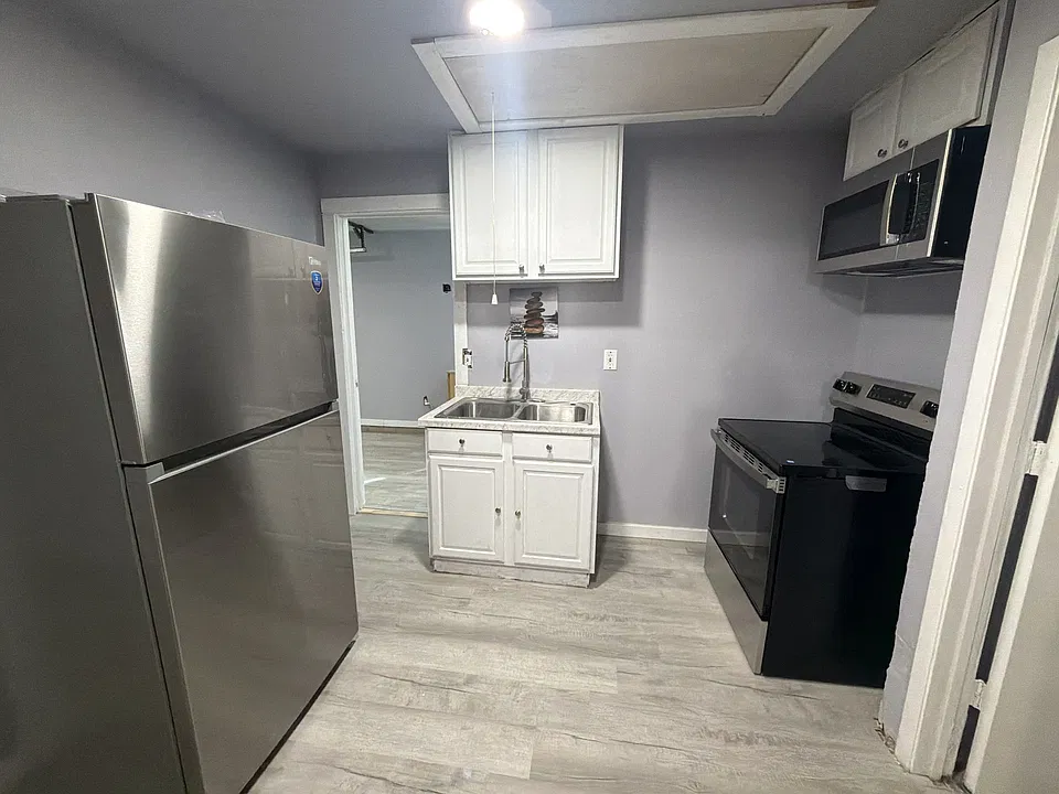 1516 Hanover Dr