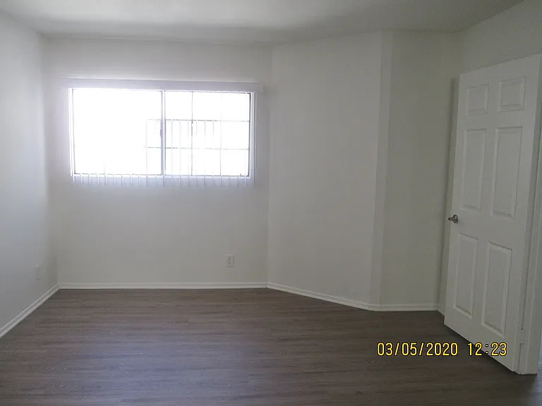 5105 Inglewood Blvd — Photo 14