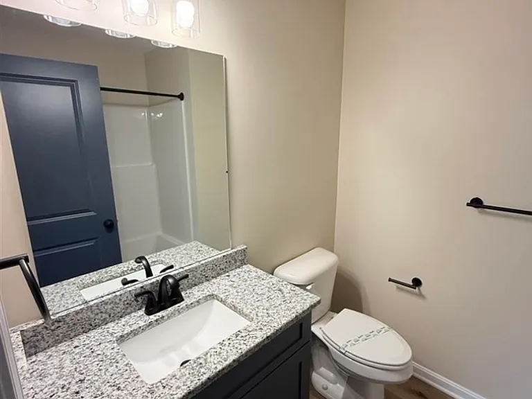 1202 Woodland Dr — Photo 13