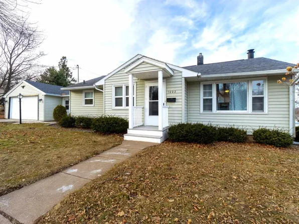 1002 SPRUCE STREET, Wausau, WI 54401