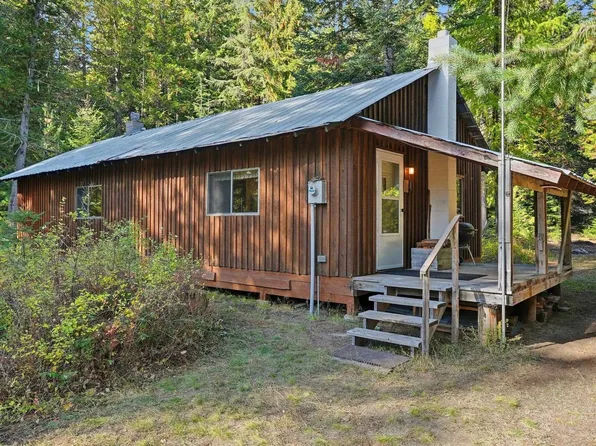 281 Four Dog Ln, Cusick, WA 99119