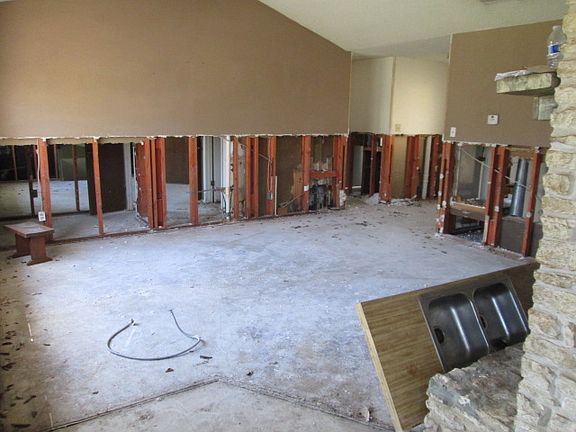2nd image of 7401 Wild Onion Dr