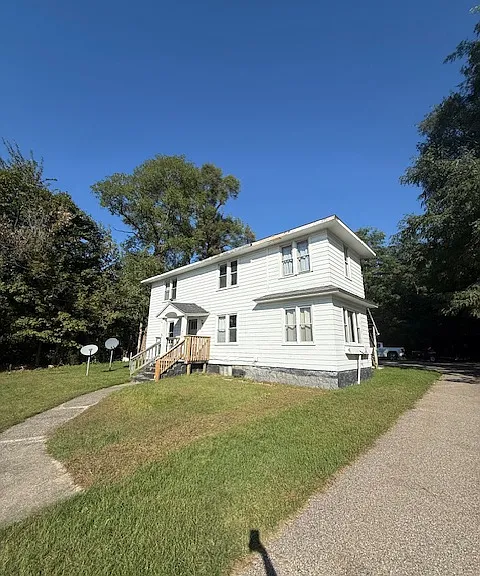 1620 Riverview Dr #1 — Photo 1