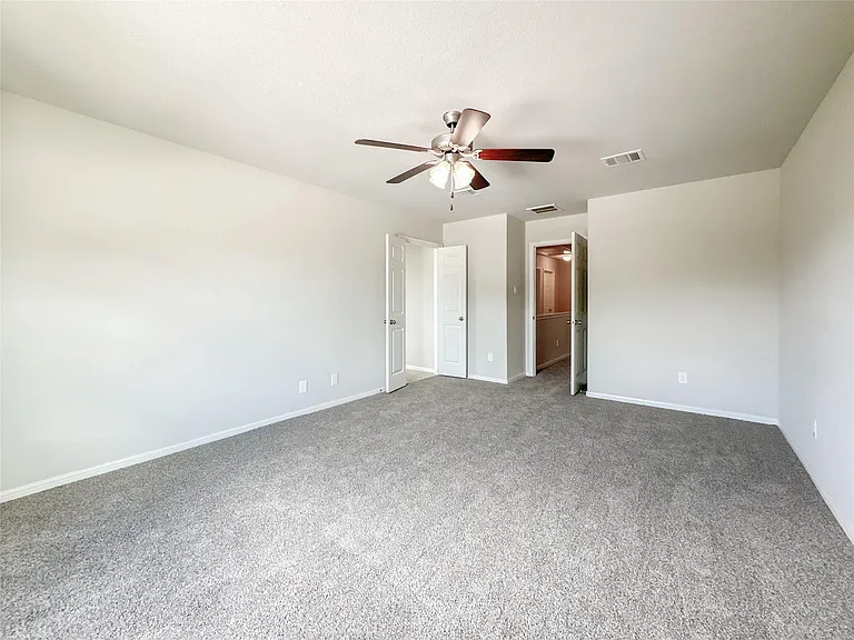105 Camelot Place Ct — Photo 22