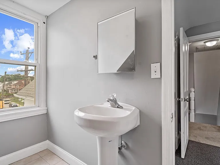 203 E Springfield Rd #17 — Photo 15
