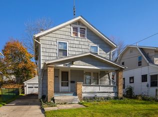 2073 18th St SW, Akron, OH 44314