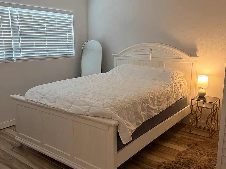 117 SE 8th St #117 — Photo 9
