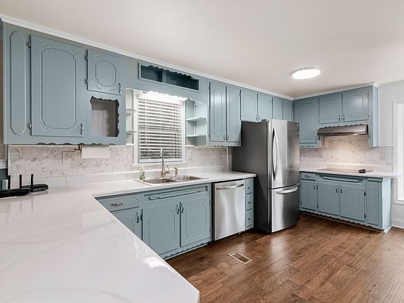 4th image of 1110 Harmon Creek Rd