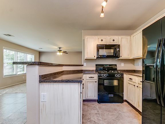 5th image of 18261 W Bridger St