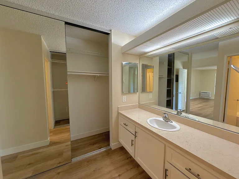 343 Streamwood — Photo 19