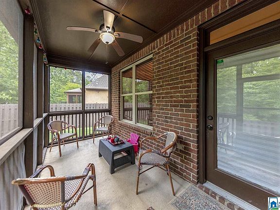 5th image of 4085 Overlook Cir