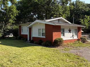 919 Clintonville Rd, Paris, KY 40361