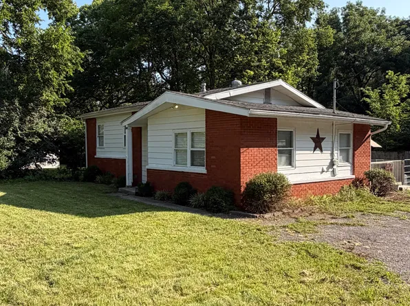 919 Clintonville Rd, Paris, KY 40361
