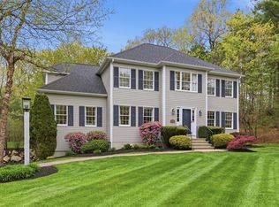 14 Park St, North Reading, MA 01864