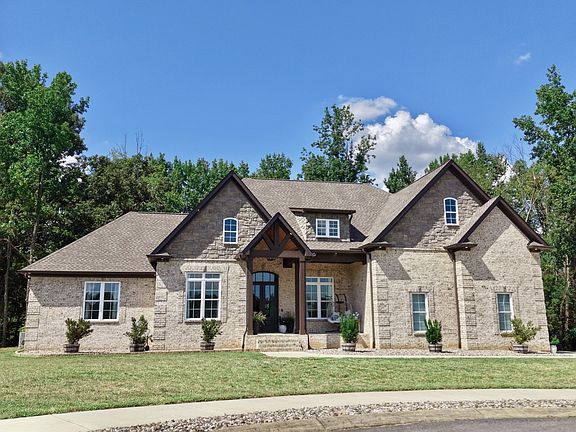 2nd image of 1007 Songbird Ln
