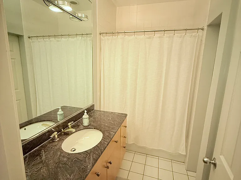 1822 N Sheffield Ave #B1 — Photo 10