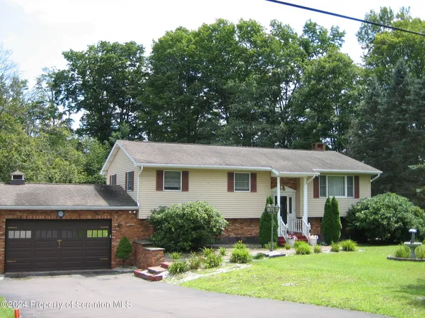 14 Marcie Ter, Covington Township, PA 18424