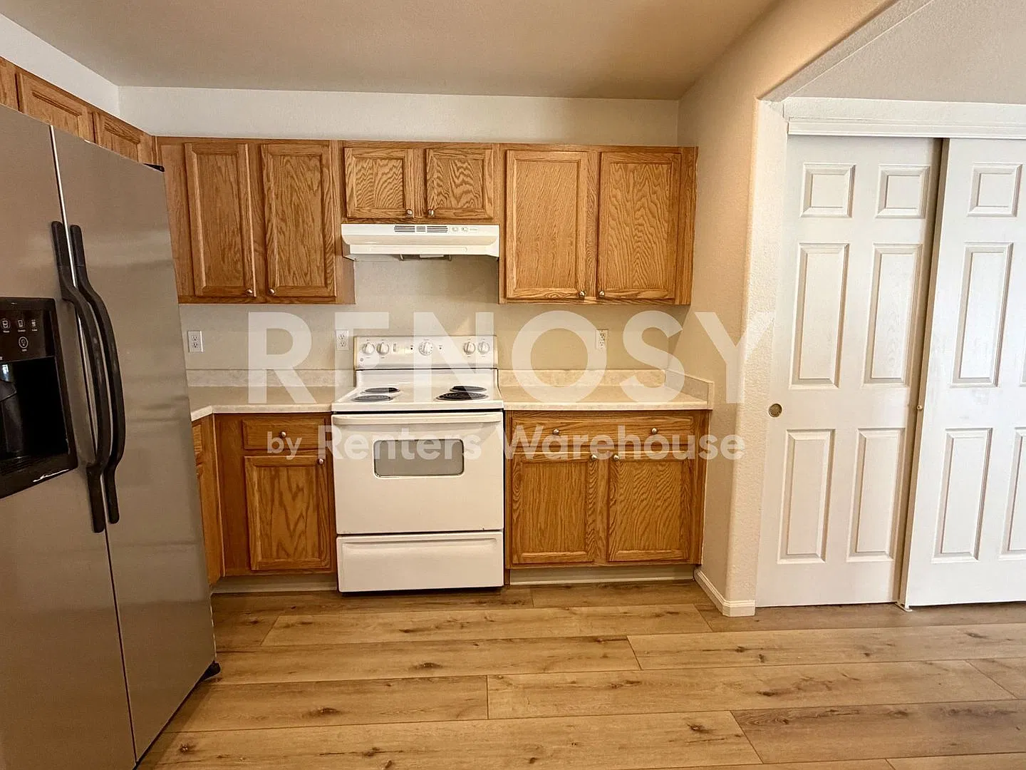 October Lease Incentive / 18786 E 57th Pl Unit B / ideal location! — Photo 4