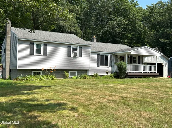 11 North Road, South Glens Falls, NY 12803