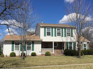 981 David Ln, Elk Grove Village, IL 60007