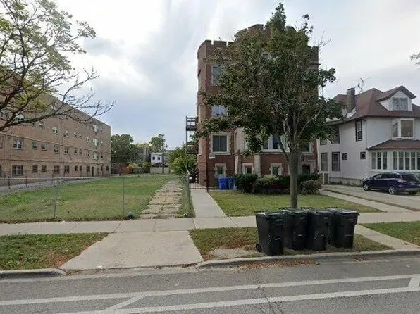 (undisclosed Address), Chicago, IL 60649