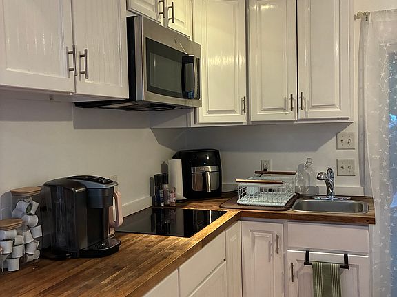 4th image of 3 Franbill Rd
