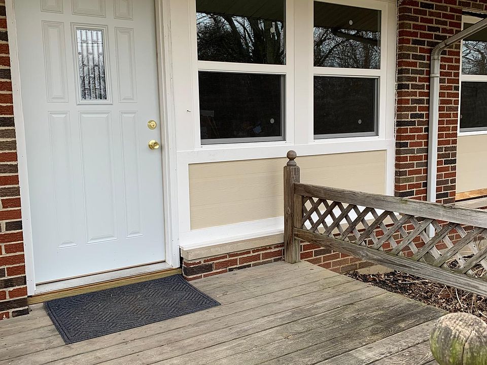1st image of 413 Fairview Ave #413