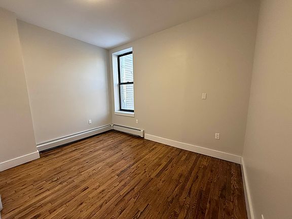 4th image of 345 Chauncey St #1C