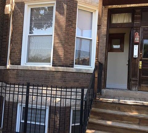 2nd image of 2136 N Oakley Ave APT 1