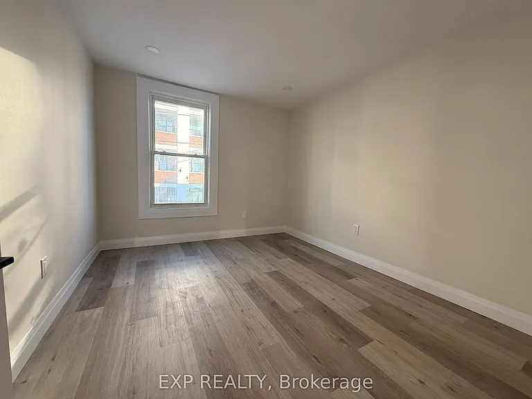 122 Alice St #UPPER — Photo 16