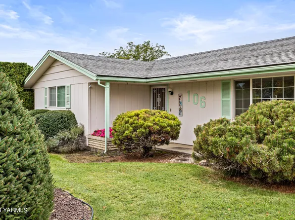 106 Sky Vista Pl, Yakima, WA 98901