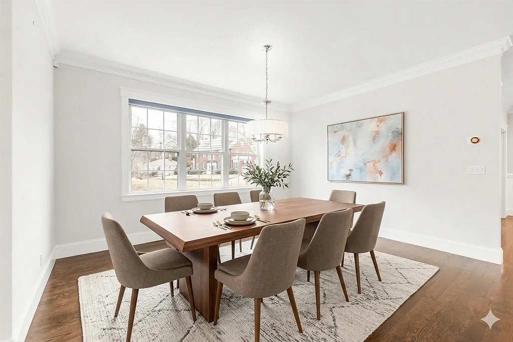 5 bed, 2.5 bath, 3288 sqft, $8,500 — Photo 4