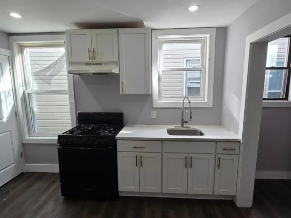 120 Orient Ave #2, Jersey City, NJ 07305
