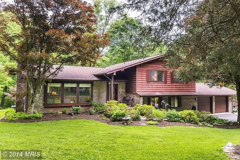 1st image of 3347 Rosemary Ln