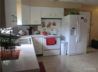 420 Hawthorne Dr, Union, MO 63084