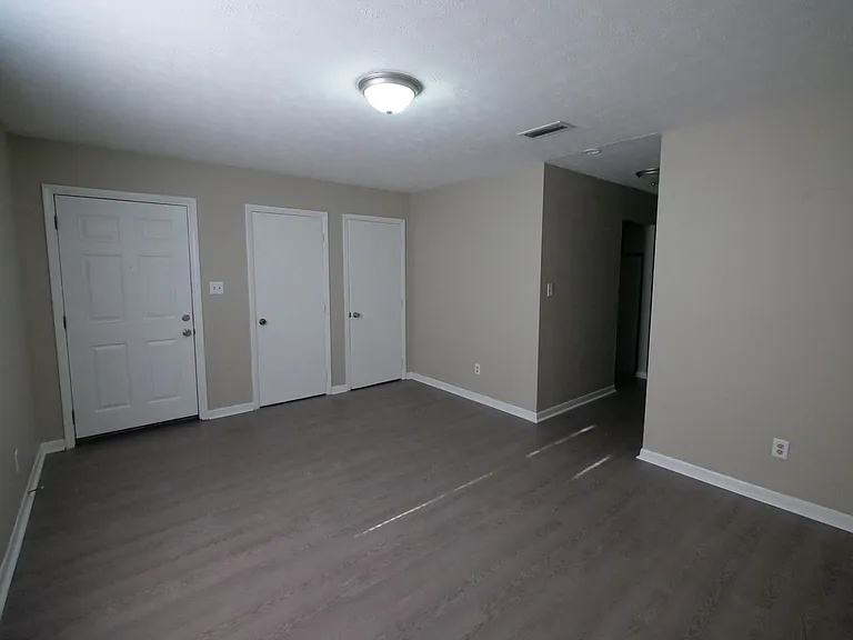 2434 Atlas Rd — Photo 3