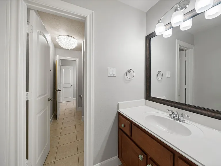 390 Wedgewood Dr — Photo 39