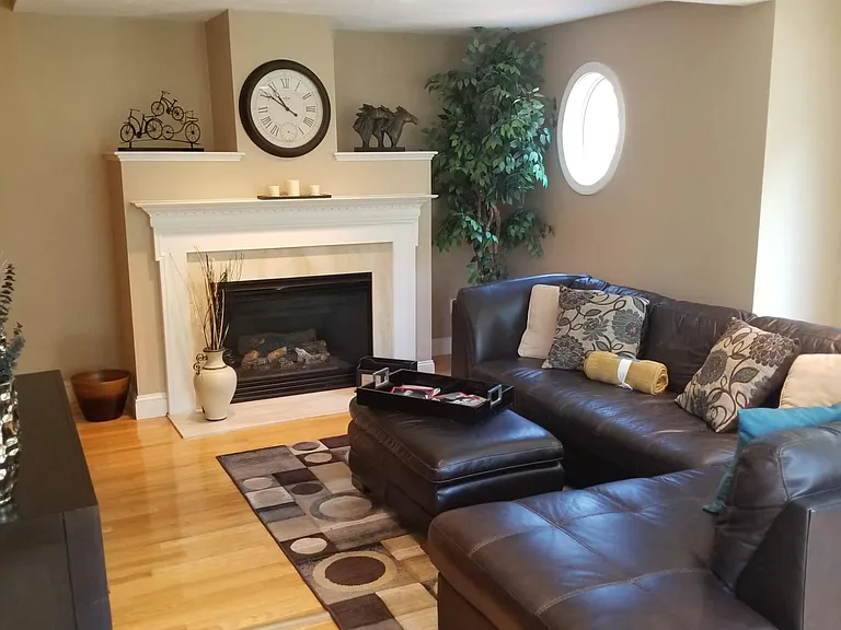 74 West St #8 — Photo 3