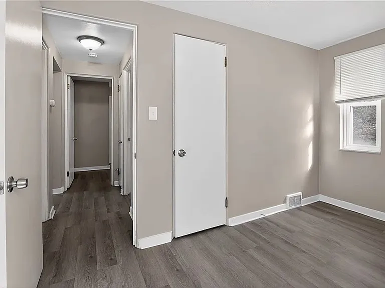 8030 Lincoln Rd — Photo 16