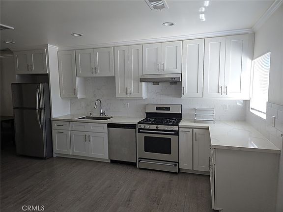 3rd image of 2828 1/2 S 10th Ave