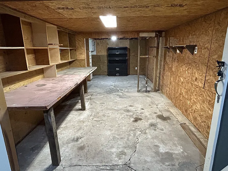 1608B Crockett St — Photo 15