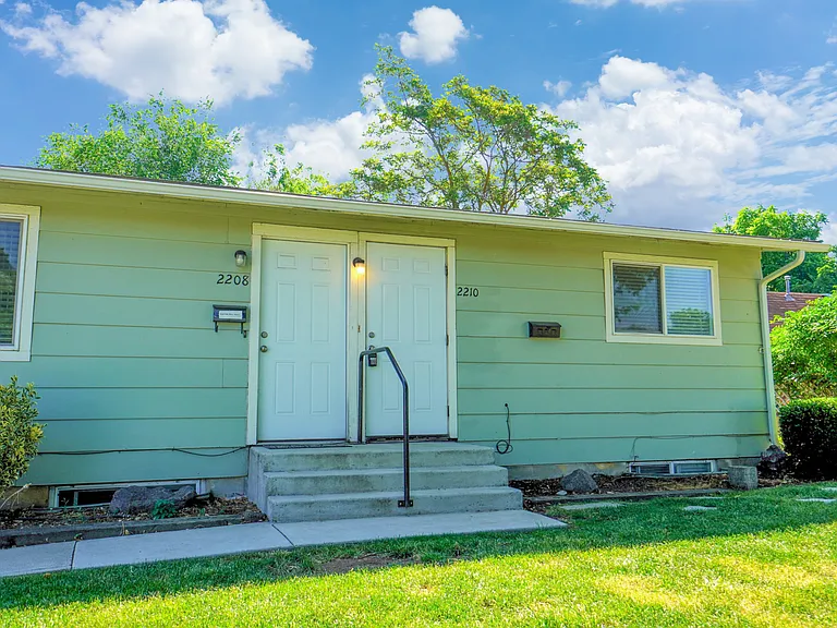 2210 S Owyhee St — Photo 21