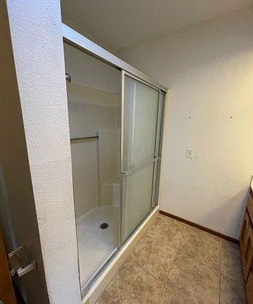 2nd image of 8019 Langdon Ave