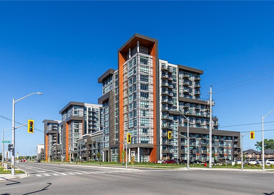1st image of 470 Dundas St E #904