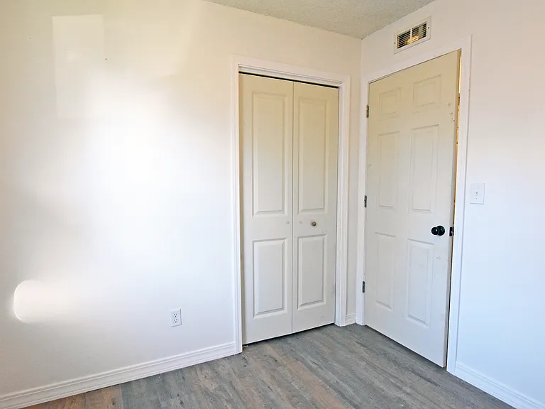 30 Bayberry Ln — Photo 11
