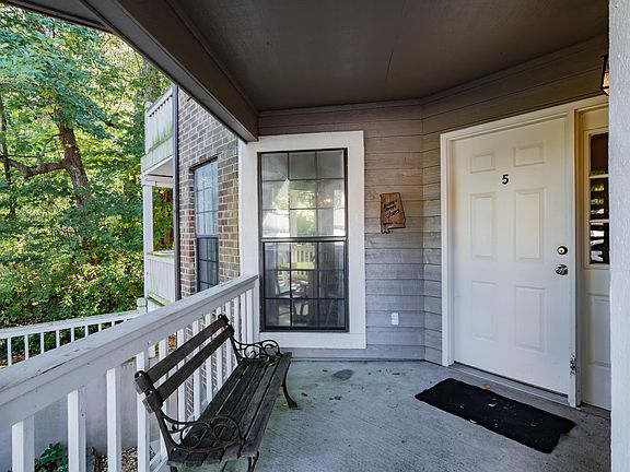 2nd image of 343 Wimbledon Dr APT 5