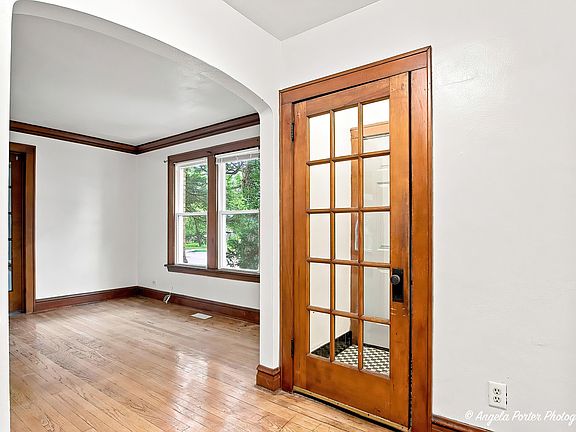 4th image of 1703 N Jackson St
