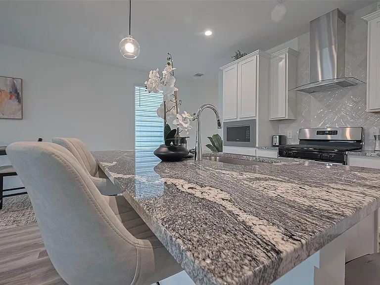 10405 Hadley Park Trl — Photo 11