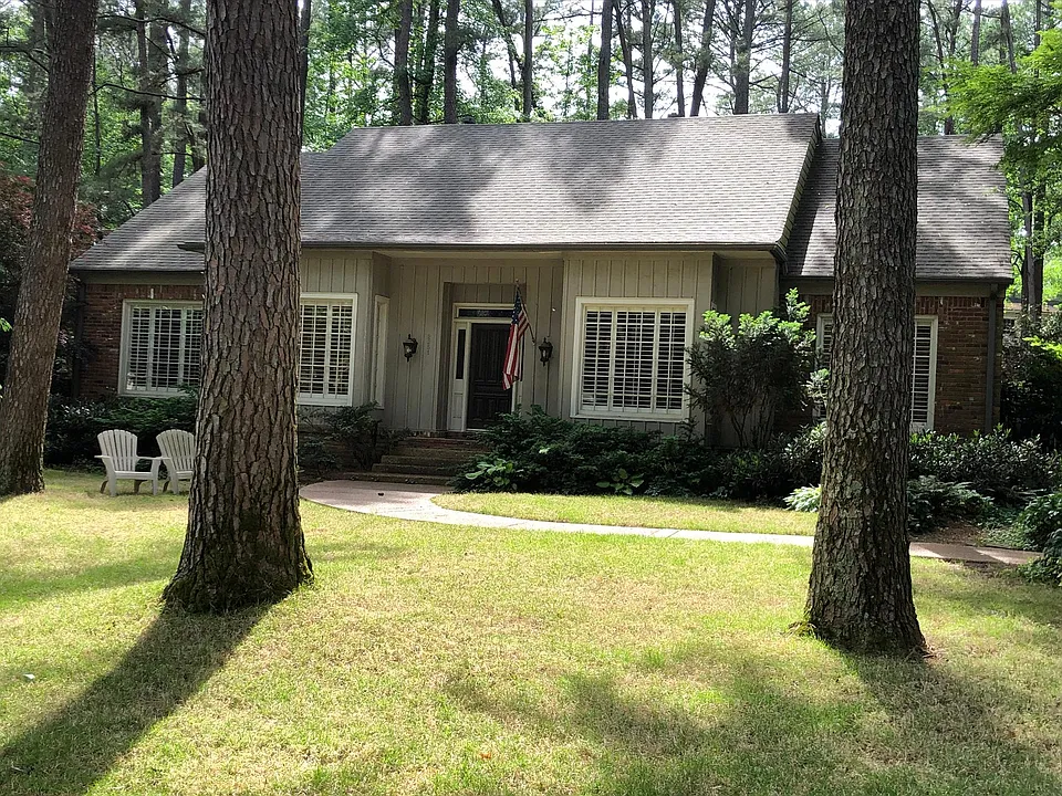 2251 Kimbrough Woods Pl